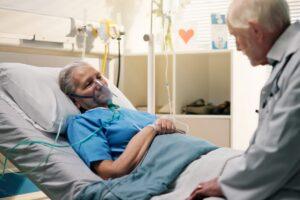 Jak działa materac przeciwodleżynowy i dlaczego zmiennie napompowane komory mają znaczenie? pv b 2