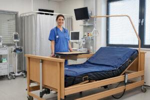 Jak wybrać idealne łóżko rehabilitacyjne dla seniora w domu? pv b 4